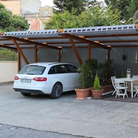 Bed and Breakfast Domus Decclesiis Gravina in Puglia Exterior foto